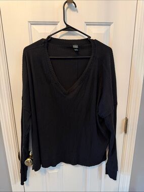 wild fable Black Ribbed V-Neck Pullover